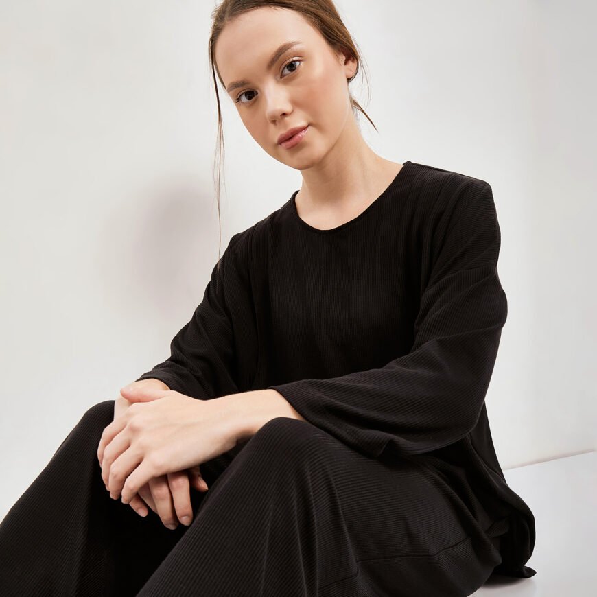 Yumna Black - Image 5