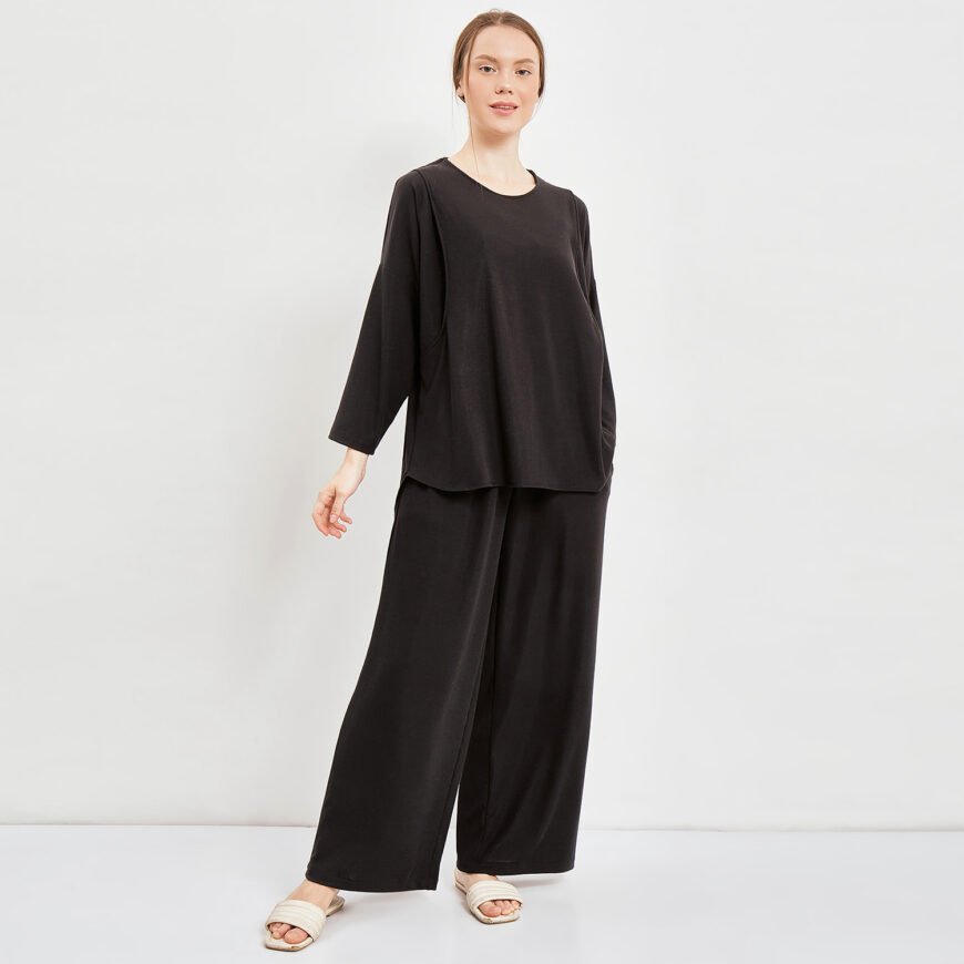 Yumna Black - Image 3